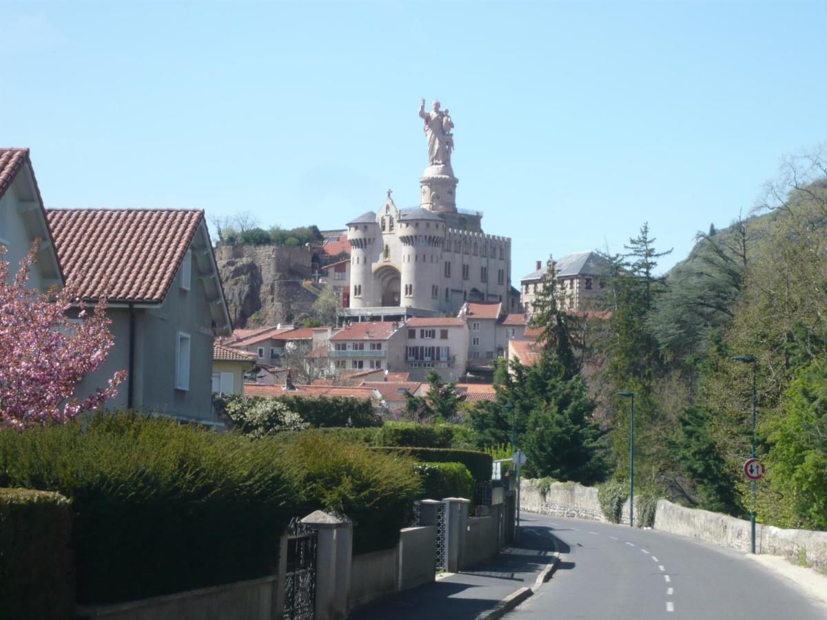 Le Petit St Jacques Apartman Le Puy-en-Velay Kültér fotó
